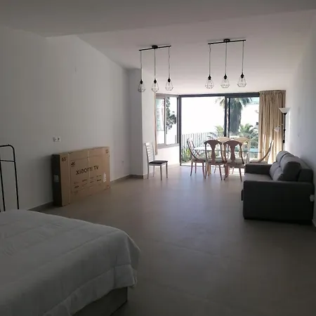 Center R3 Apartment *