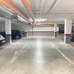 Center R3 *